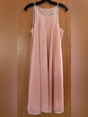 Vintage Kaiser Peachy Pink Nightgown